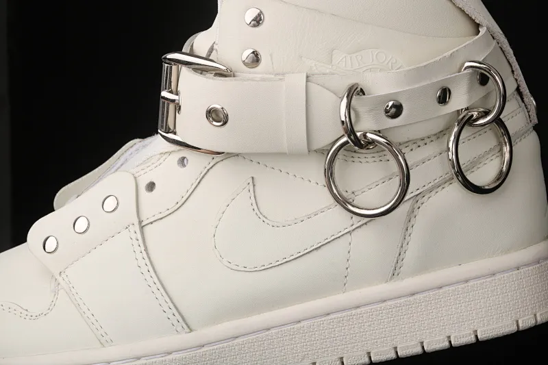 All categories Air Jordan Jordan series basketball shoes Air Jordan 1 High Comme Des Garcons Homme Plus x Air Jordan 1 High "CDG White" AJ1 Joe 1 retro classic high-top versatile cultural basketball shoes CN5738-100